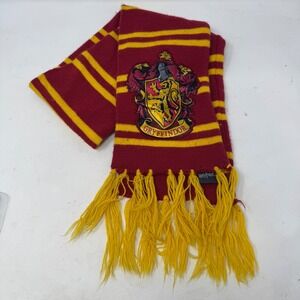 Harry Potter‎ Gryffindor Scarf Burgundy Gold Striped Knit Hogwarts Crest Fringe